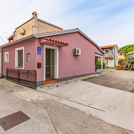 Nice Apartment In Premantura With Wifi Exterior photo