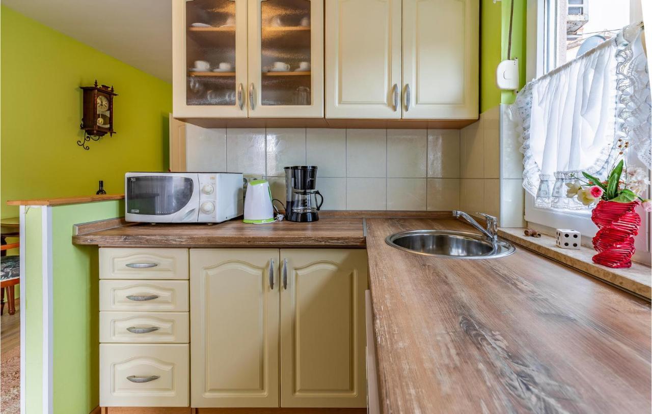 Nice Apartment In Premantura With Wifi Exterior photo